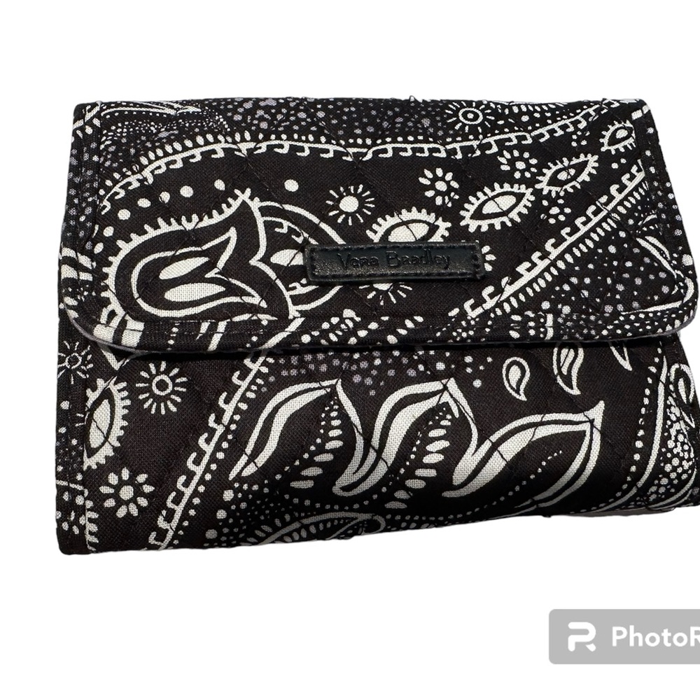 Vera Bradley RFID Euro Wallet in Stellar Paisley